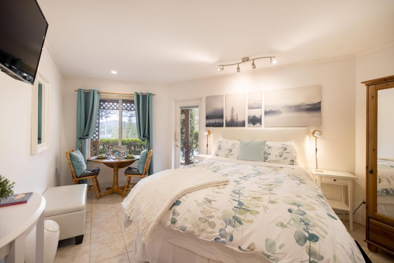 Enchanter Ocean View Suites Madeira Park Luaran gambar
